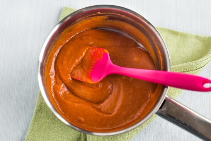 Easy Homemade Enchilada Sauce - Easy Cheesy Vegetarian