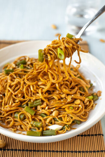 Peanut and Sesame Noodles (in 15 minutes!)