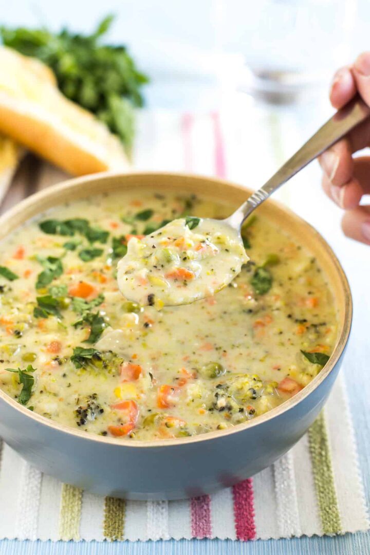 Veggie Pot Pie Soup - Easy Cheesy Vegetarian