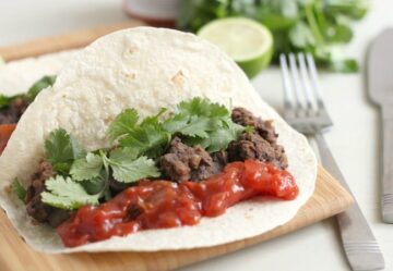 Lentil and black bean tacos - Easy Cheesy Vegetarian