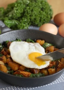 Kale and potato breakfast hash - Easy Cheesy Vegetarian