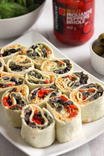 Cheesy Tex Mex tortilla roll-ups - Easy Cheesy Vegetarian