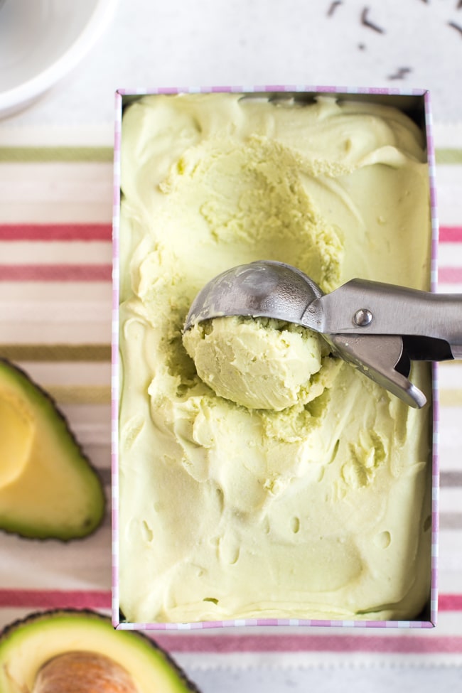 Easy no churn avocado ice cream - Easy Cheesy Vegetarian