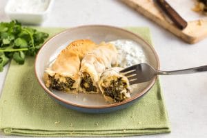 Feta and Kale Spanakopita Spiral - Easy Cheesy Vegetarian