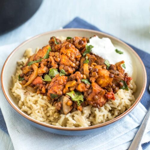 Easy Lentil and Halloumi Curry - Easy Cheesy Vegetarian