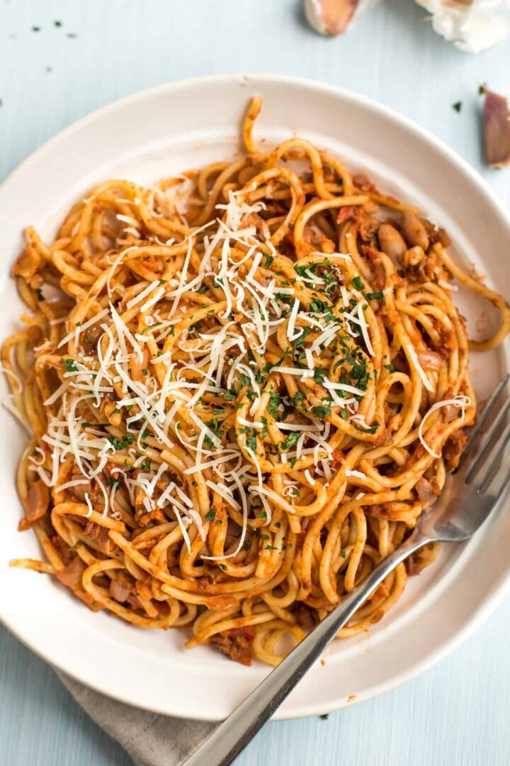 Walnut and Bean Bolognese - Easy Cheesy Vegetarian