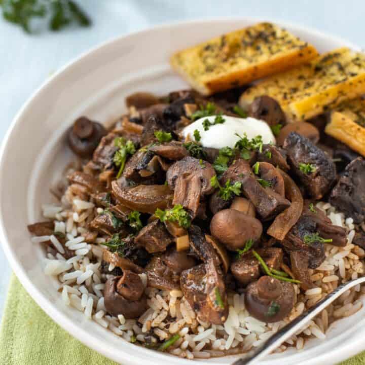 Slow Cooker Mushroom Stroganoff Easy Cheesy Vegetarian Karinokada