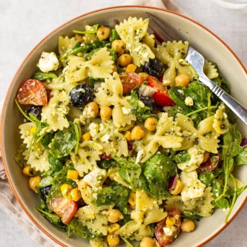 Chickpea Pasta Salad with Pesto (20 Minute Meal!) - Easy Cheesy Vegetarian