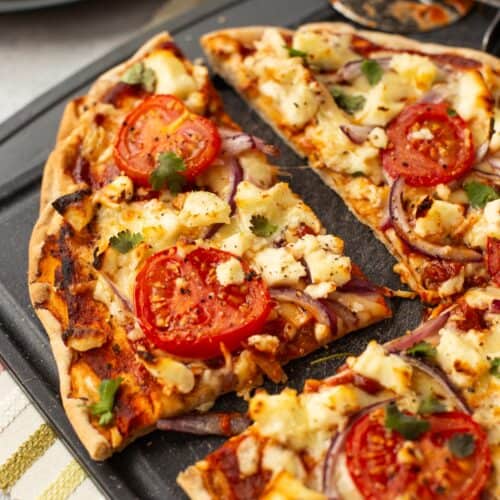 Indian Pizza with Paneer (Naan Bread Pizza) - Easy Cheesy Vegetarian